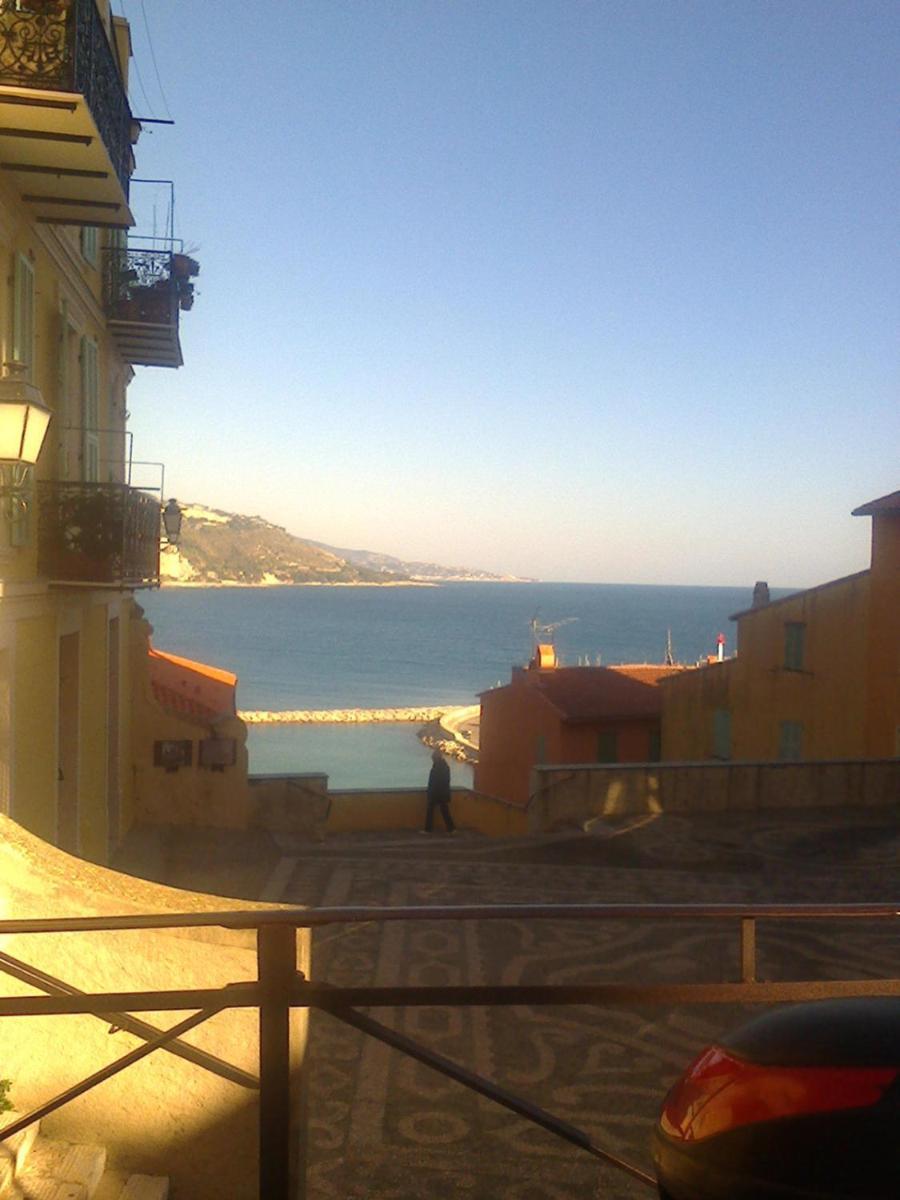 Апартаменты Bilocale Nella Vecchia Citta' Di Mentone Экстерьер фото